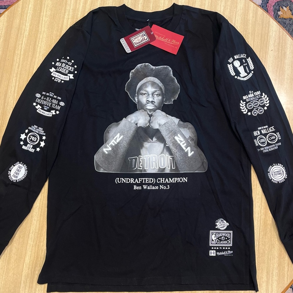 BEN WALLACE WORLD TOUR BLACK LONG SLEEVE T-SHIRT - SIZE LARGE